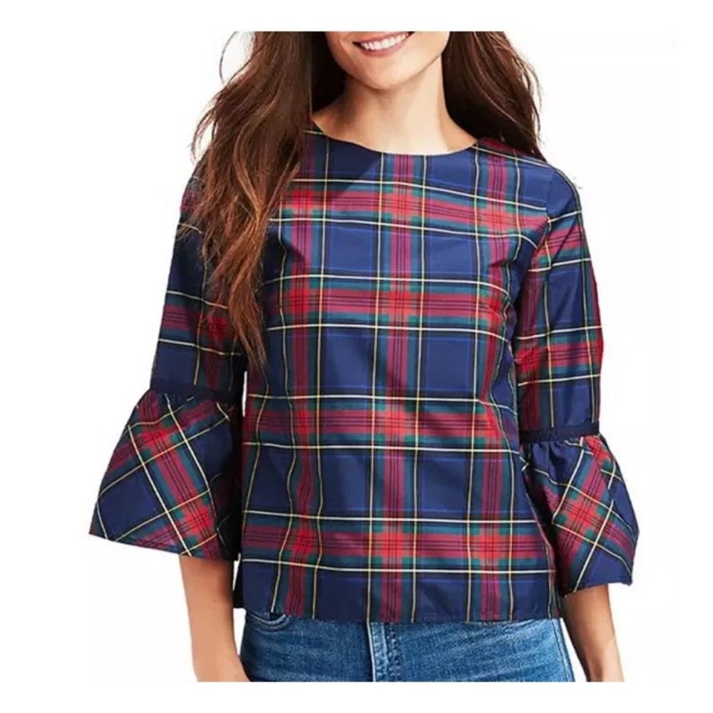 Vineyard Vines Jolly Plaid Size 10 Women’s Top Bell sleeves lined pullover